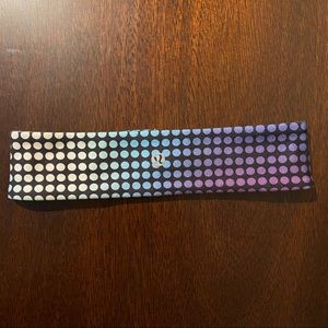 Lululemon Fly Away Tamer Headband 2